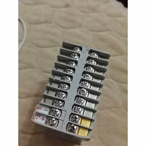 询价下单EX-V64 基恩士 位移传感器 可开发票