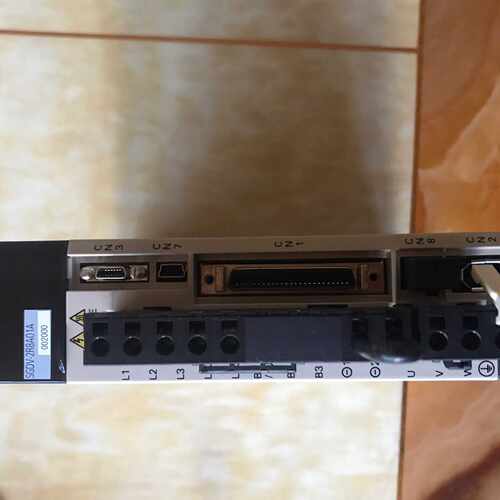议价安川驱动器SGDV-2R1F01A/1R6F/5R5/7R601A原装现货质保一年包