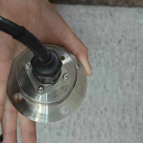 NIS20-SM10 188-21440 74765673-01 MAN位置传感器 工业自动化设