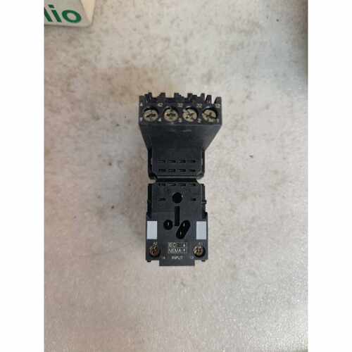 【请询价】全新RXZE2S114M继电器底座14孔共11个单