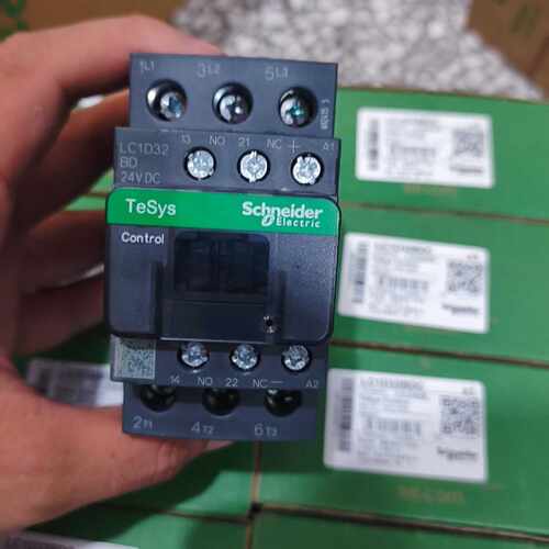 【议价-可维修】  LC1D32BDC 接触器 /均有货