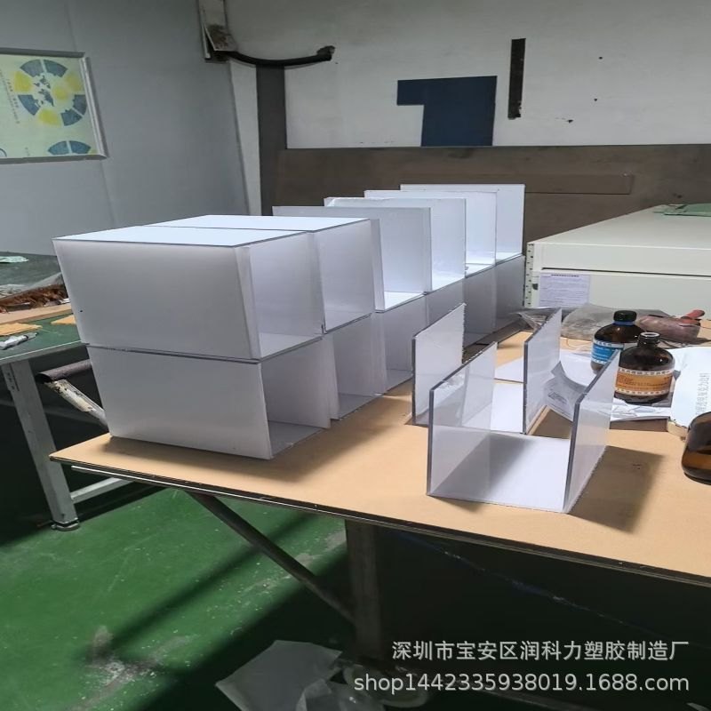 透明PC折弯件用于新能源储能，机器面罩视窗防火阻燃PC防静电面板