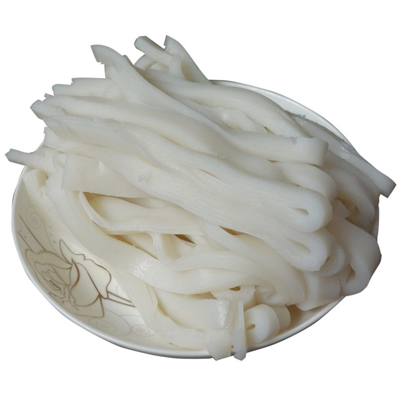 舌尖美食潮汕鲜粿条新鲜制作
