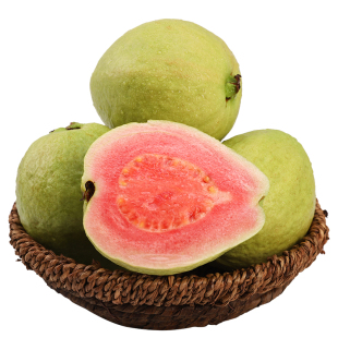 当季树上熟红心芭乐新鲜现摘低糖多膳食纤维健康水果香脆红番石榴