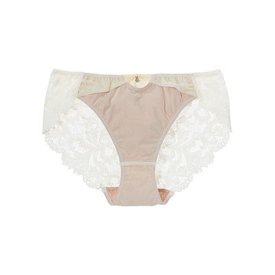 蜜桃派蕾丝花瓣镂空低腰包臀内裤