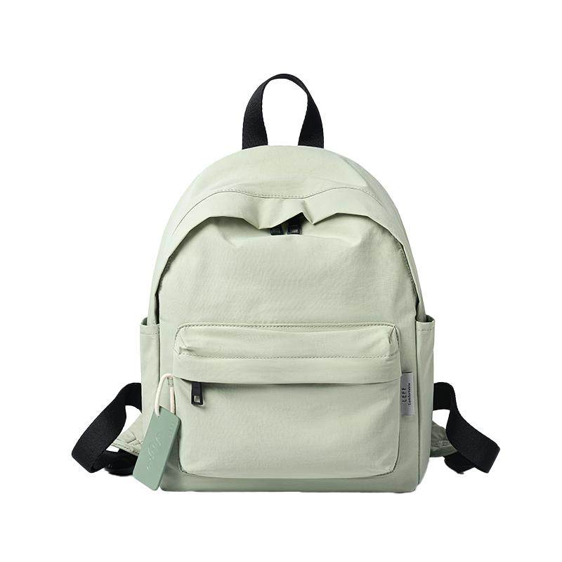 莱夫帽檐包超轻量化双肩包女2026新款休闲小背包户外旅游轻便书包