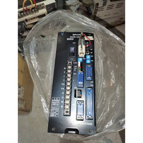 询价安川伺服驱动器CACRHR01BAB12Y50200V