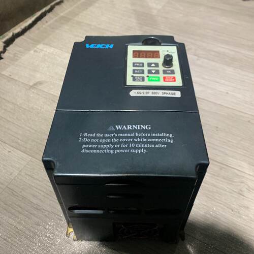 【询价】伟创变频器，的1.5KW/2.2KW 380V AC65适用