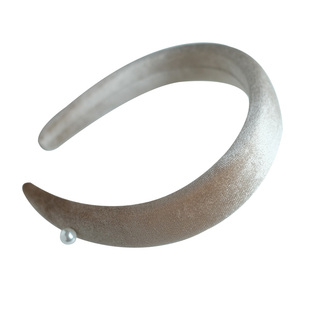 《简朴归真》原创小众丝绒珍珠高颅顶海绵发箍洗脸头箍拍照发饰