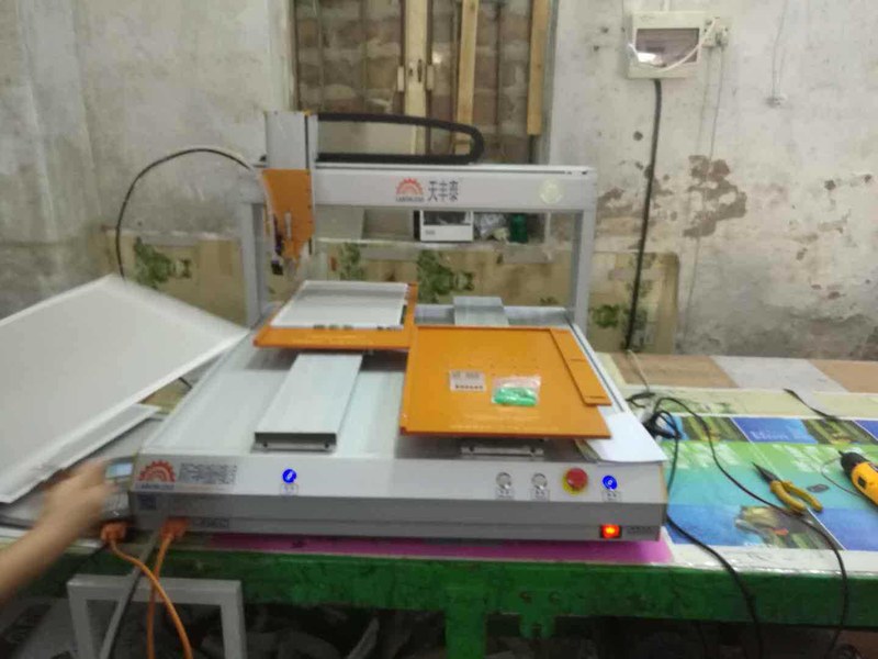 点胶机全自动纸盒双工位上胶机纸张打胶机本子三轴点胶系统涂胶机