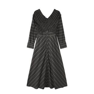 moussy 秋季法式乡村田园一字领格纹连衣裙028HAH30-1761