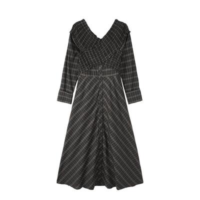 moussy 秋季法式乡村田园一字领格纹连衣裙028HAH30-1761
