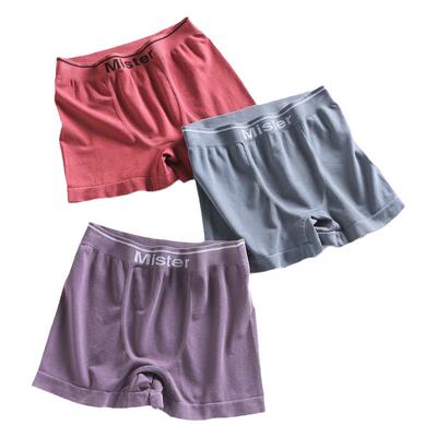 无缝一体超大弹力平角裤速干