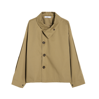 COLN不1定只有长款风衣才能撩动心弦短款风衣是人人都可的变A武器