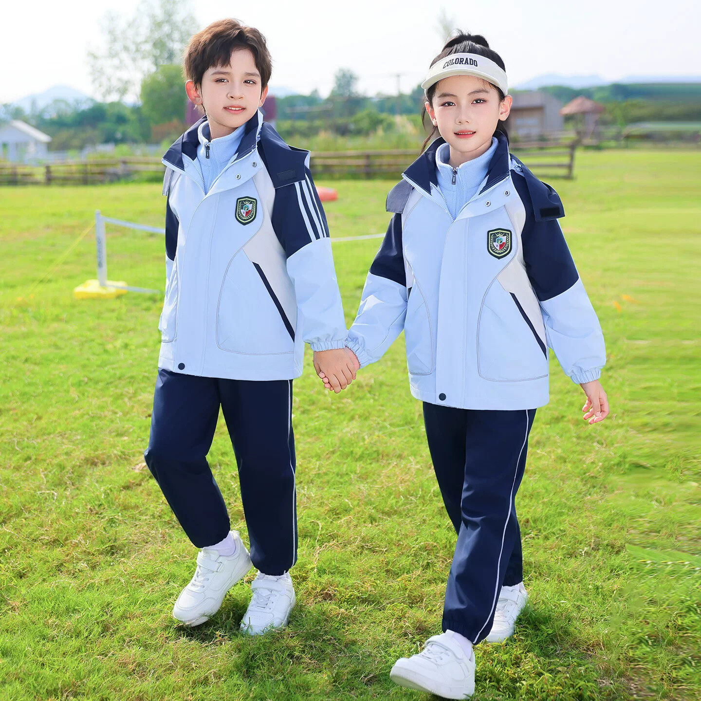 小学生校服套装春秋款冲锋衣三件套一年级班服运动会幼儿园园服