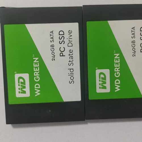 西数WD Green 240G固态硬盘，2.5寸SATA接口