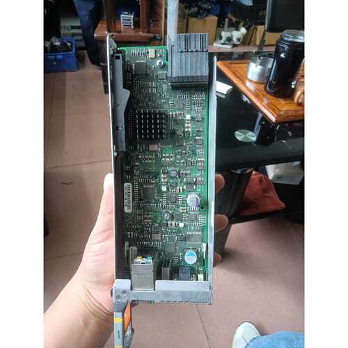 议价EMCVMAX存储柜管理模块303.129.101B可维修