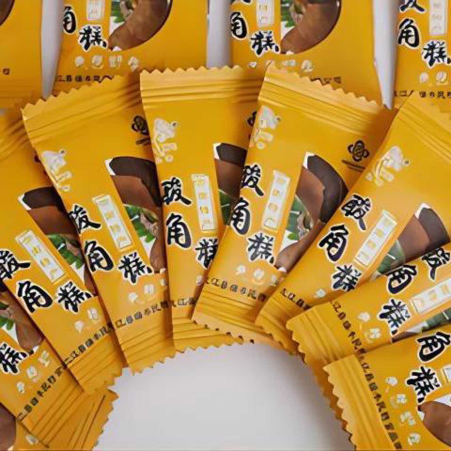 云南元江民特酸角糕酸甜开胃特价包邮
