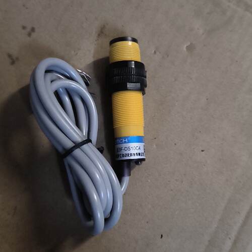 溢价-光电开关E3F-DS10C4共6个