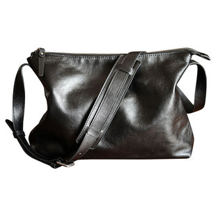 2025新款男士真皮单肩斜挎包大容量hobo包潮软牛皮包包通勤背包男