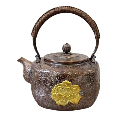 纯手工紫铜浮雕缠枝莲牡丹煮茶壶