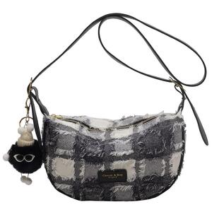 高级感小众设计包包女大容量2025新款夏时尚百搭单肩斜挎包饺子包