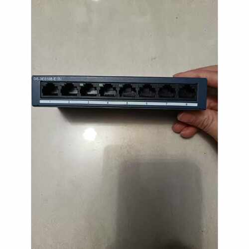 议价DS3E0108EB8口交换机实物图拍摄可维修