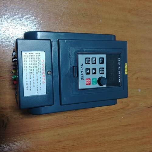 【询价】2.2kw变频器AT4-2200X，功率2.2kw，220v适用