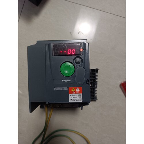 议价施耐德变频器ATV310HU15N4A1个ATV310维修