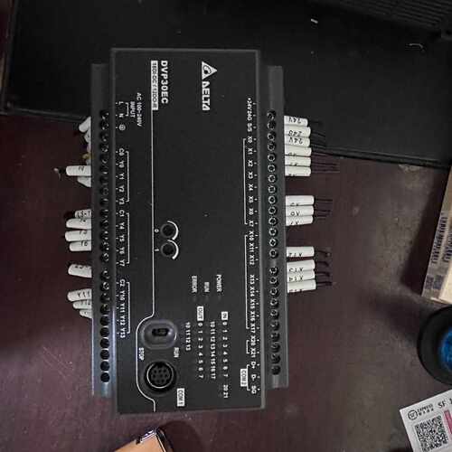 询价17年台达DVP30EC00R3，，成色如图