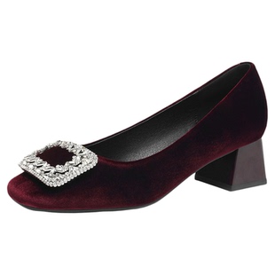 达芙妮红色单鞋女2025新款法式绒面平底皮鞋女款高跟鞋不累脚婚鞋