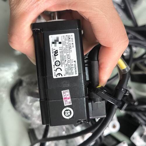 【询价】安川100W伺服电机SGMJV-01ADL21适用