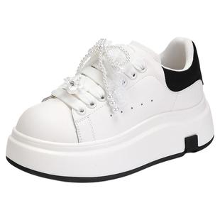 saturdaymode厚底小白鞋2026春季新款熊猫色百搭休闲运动板鞋女款