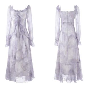 雾霭鎏蓝 紫色晕染仙气烫金荷叶边长袖连衣裙女早秋新款法式长裙