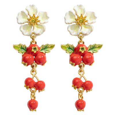 JuicyGrape山楂花朵红浆果耳钉