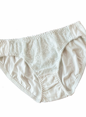 淡雅精美刺绣氨纶棉女士三角内裤