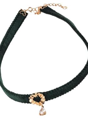 法式复古高级感绿丝绒黑pu锆石项链爱心吊坠锁骨链小众气质项圈女