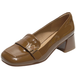 百田森漆皮浅单鞋女春夏新款中粗跟真皮英伦风通勤乐福鞋女