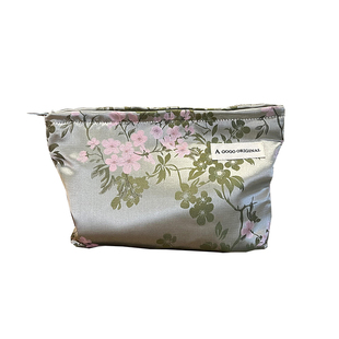 ins小众高级感化妆包护肤品收纳袋内胆包补妆包证件包洗漱包手拿