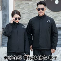 Mercedes-Benz с ярлыком.