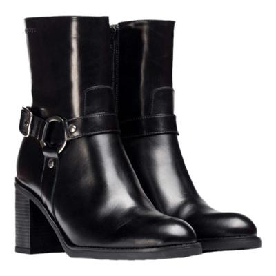 洋气饰扣女士靴子WONDERS