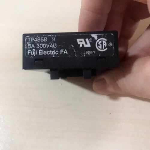 溢价-Fuji Electric TP48SB继电器底座 5A 3