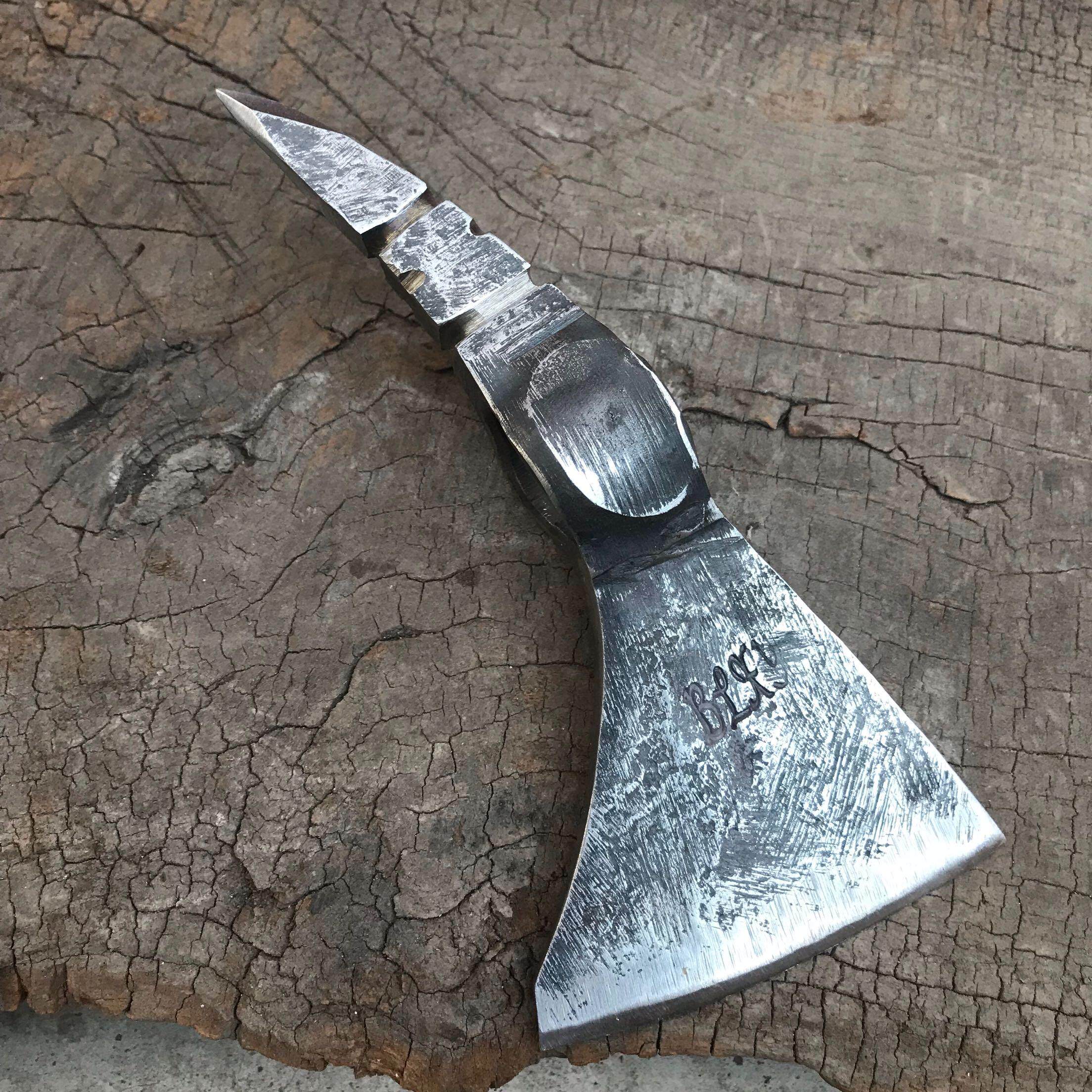 创意劈柴斧头斧子多功能户外双刃功能手工野营鹰钉全钢锻打战斧外