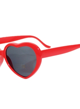 抖音爱心特效眼镜灯光变心形