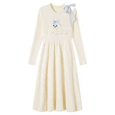 织物猪 甜欲小狗 甜美减龄杏白色连衣裙女小个子秋冬露肩花苞短裙