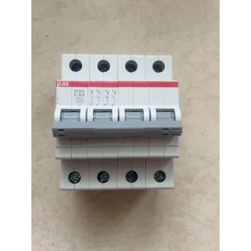 询价下单ABB SJ204-C63空气开关，4P四极，拆机没通电使用