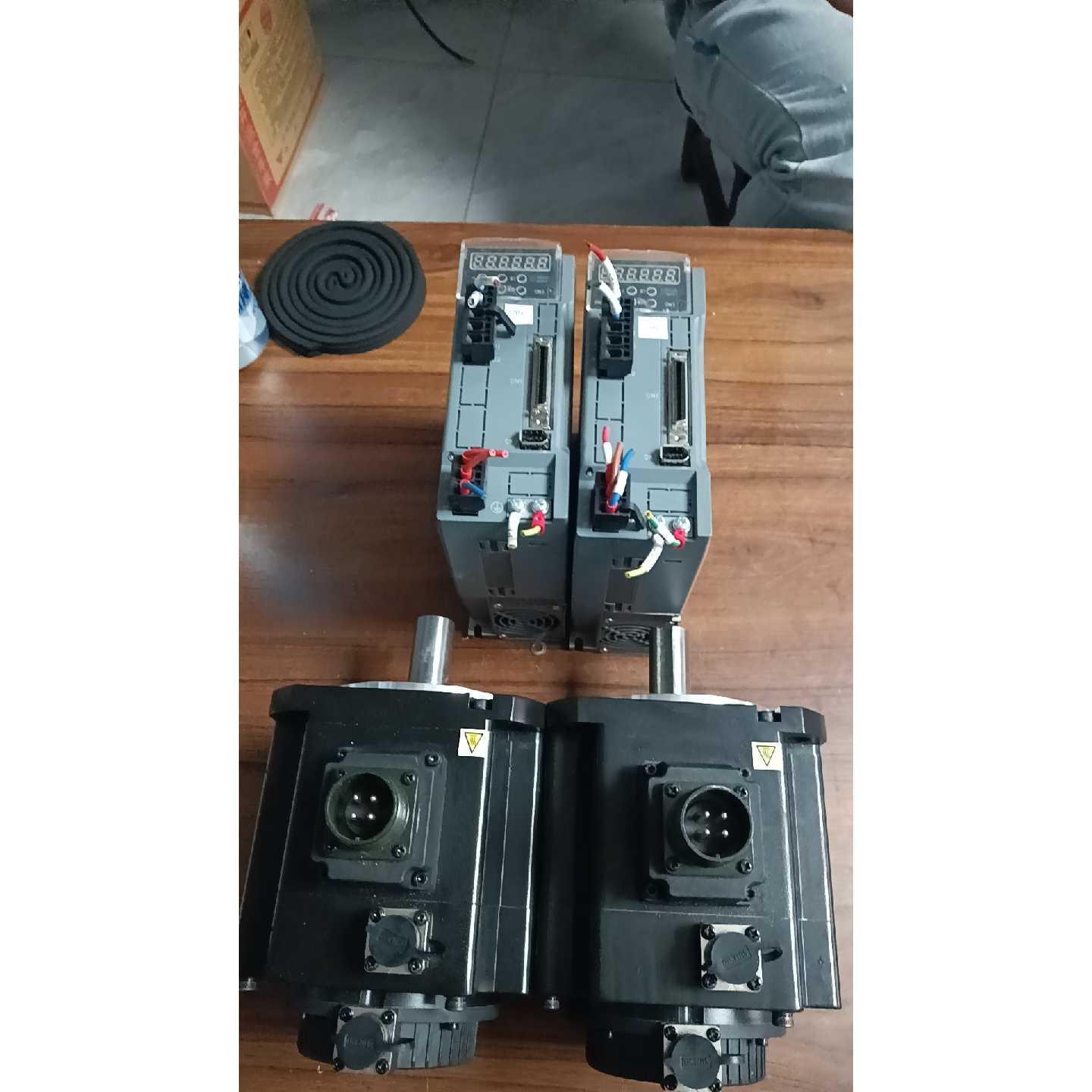 议价-超川一千瓦伺服套装驱动型号CC-D3P100A2-A电机型号