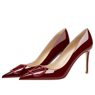 LUKE性感酒红色高跟鞋女气质名媛尖头漆皮V扣小众细跟单鞋33-44码