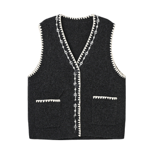 西町村屋贝壳绣短款马甲女装2025秋冬季新款文艺风马夹XHAD10105