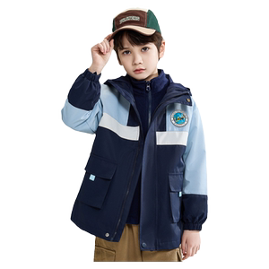 马克华菲拼色外套童装三合一
